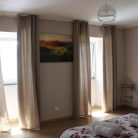 Cantinho Da Ribeira *