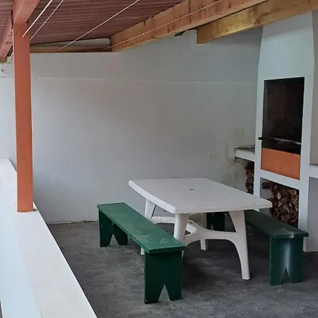 Cantinho Da Ribeira Castelo Branco (Faial)