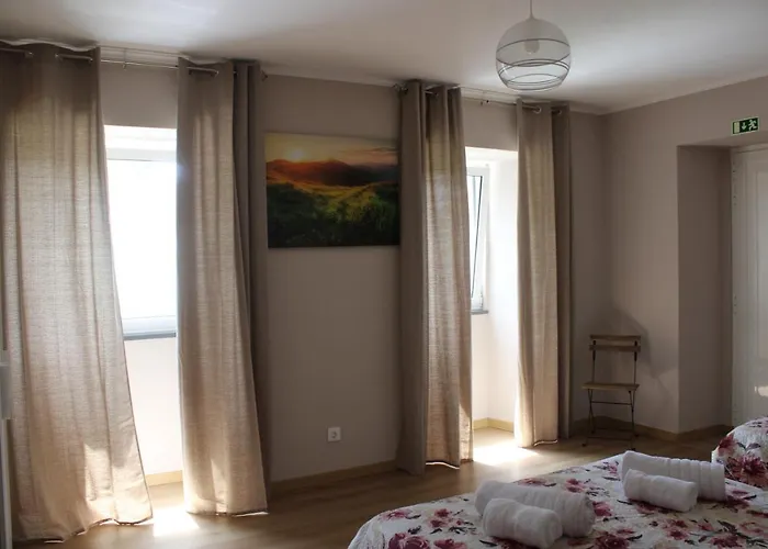 Cantinho Da Ribeira *